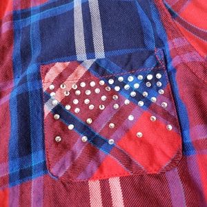 Justice Shirts & Tops - Justice plaid buttondown w/rhinestone pocket Justice Shirts & Tops - Justice plaid buttondown w/rhinestone pocket